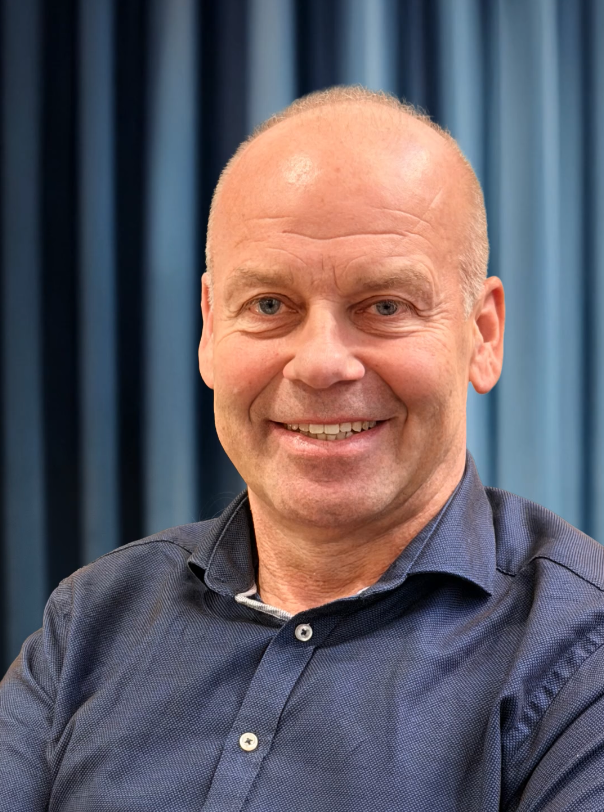 Optiker Henrik Kjær hos Helle Hein Optik